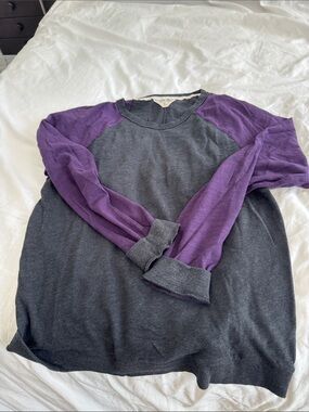 rag & bone Men’s  Raglan Sweatshirt in Purple & Charcoal